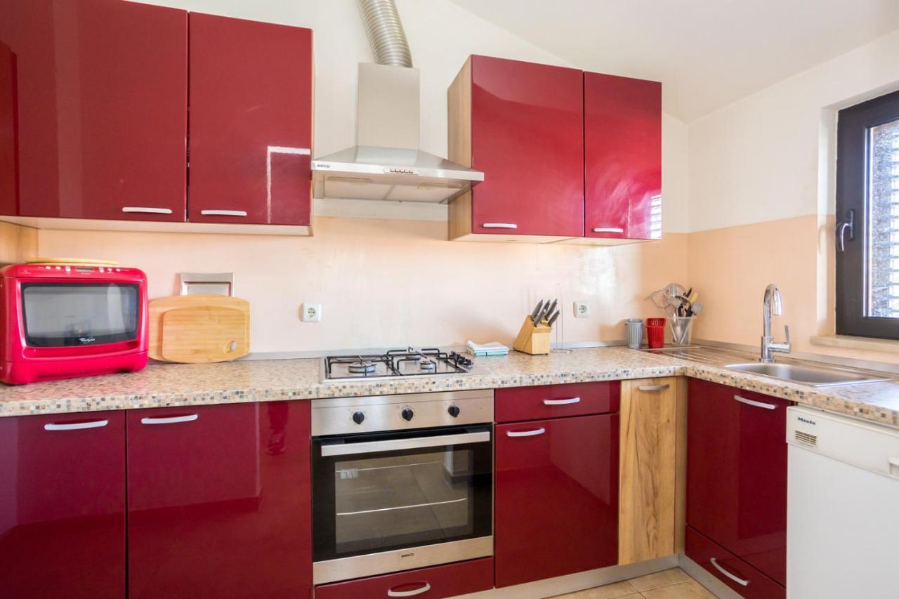 Apartmani Beba Omišalj Exterior foto
